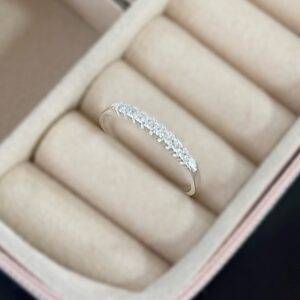 Anel aparador cravejado