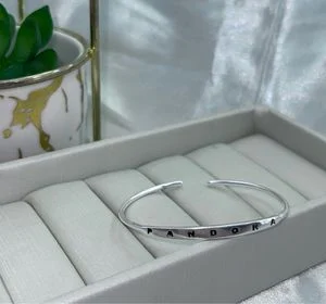 Bracelete regulável pandora